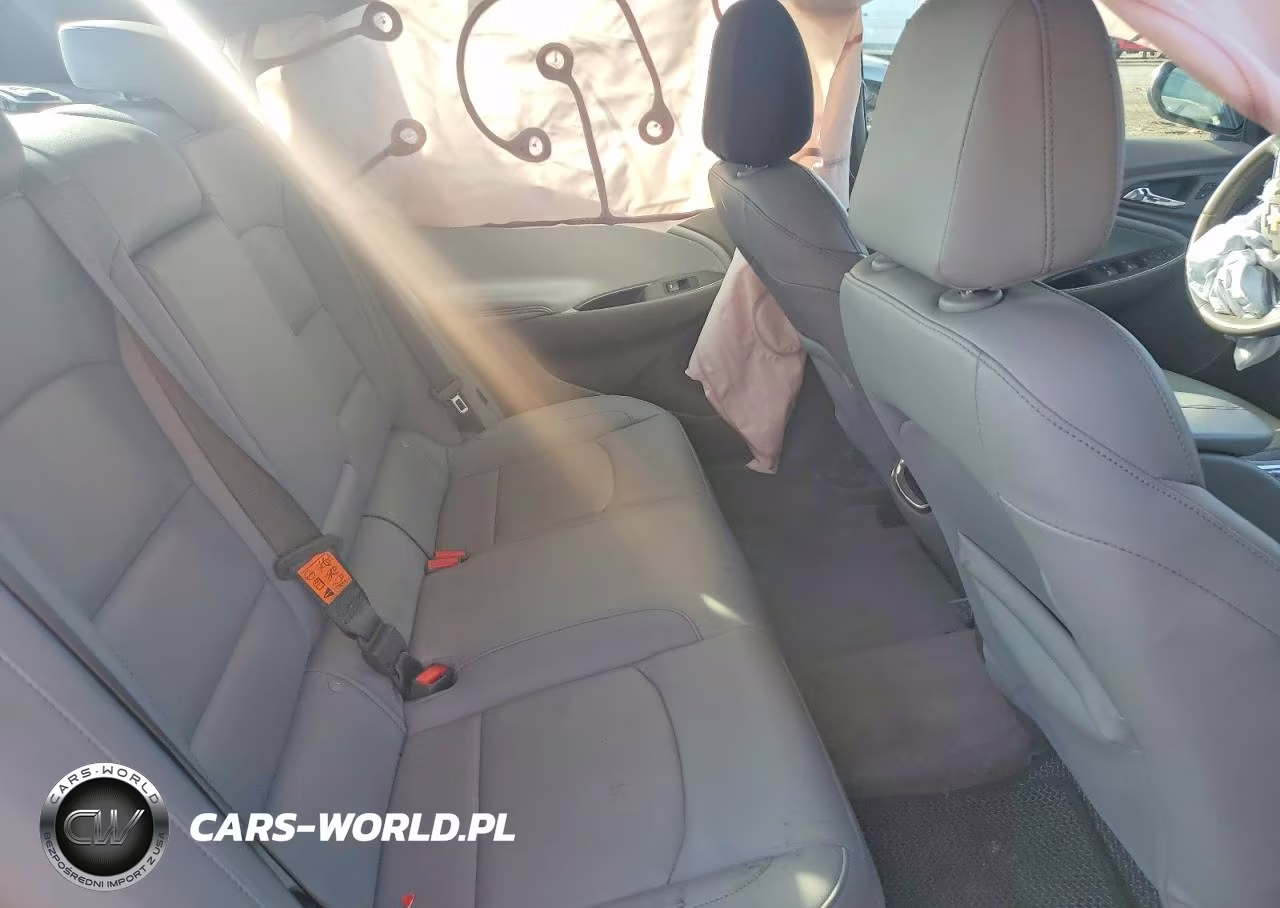 2016 Chevrolet Malibu Lt VIN:1G1ZE5ST6GF220093 - 10