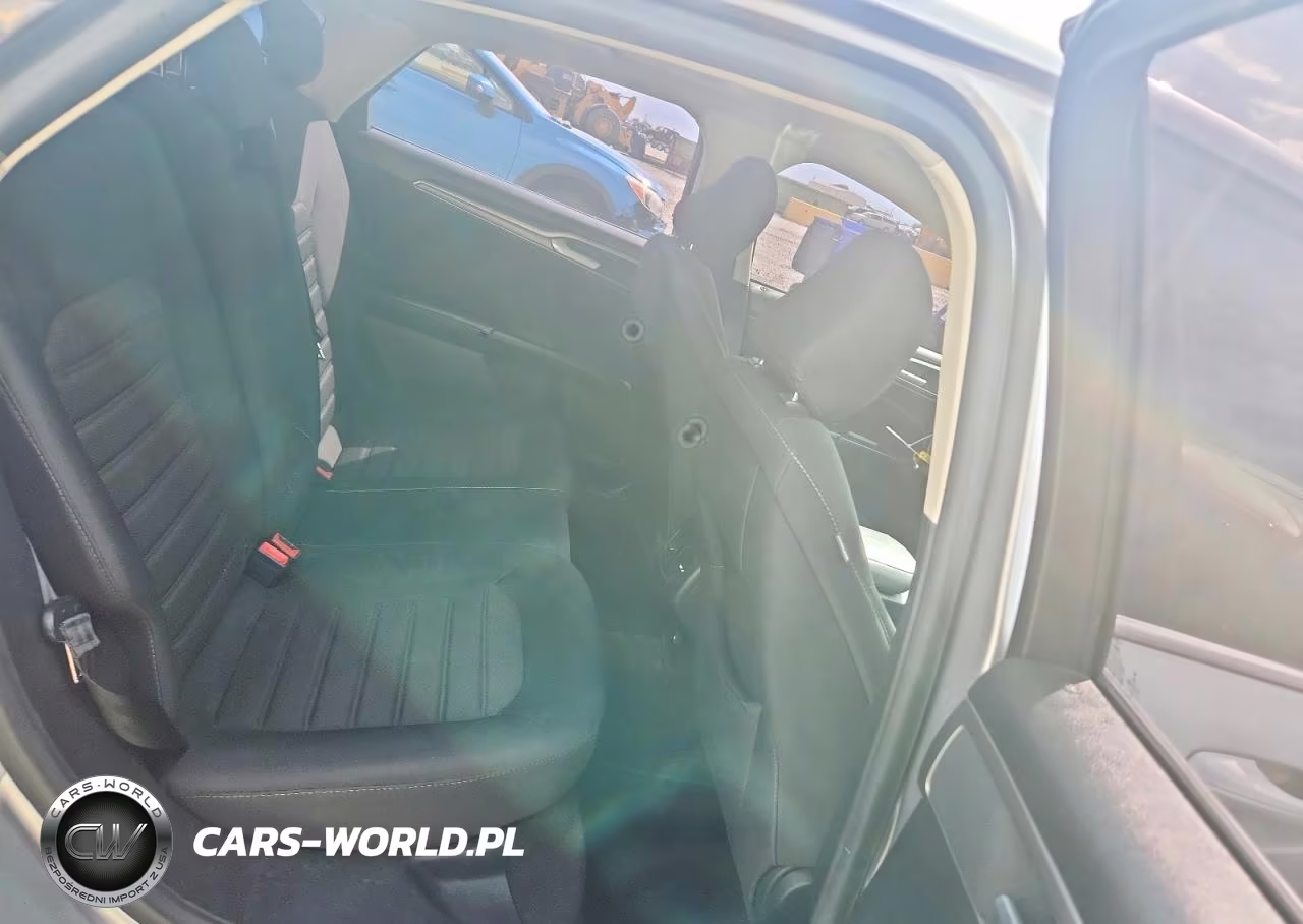 2020 Ford Fusion Se VIN:3FA6P0HD5LR191180 - 10
