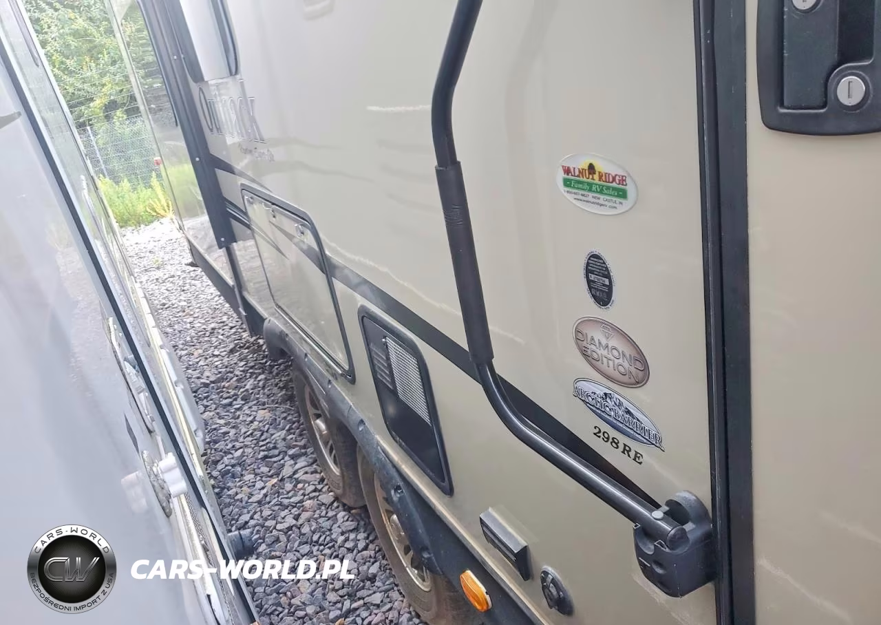 2015 Keystone Outback Camper VIN:4YDT29822FB453175 - 8