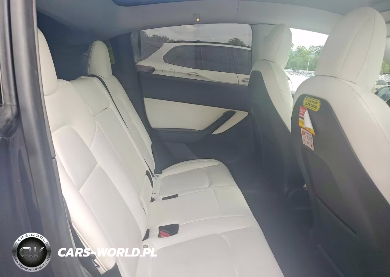2020 Tesla Model Y VIN:5YJYGDEE9LF036236 - 11