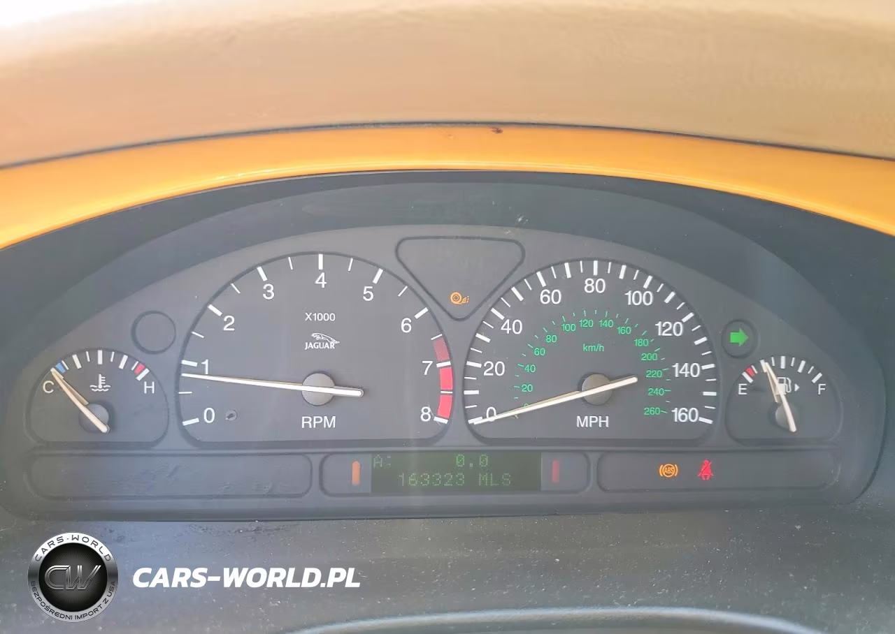 2000 Jaguar S-Type VIN:SAJDA01D4YGL55869 - 9