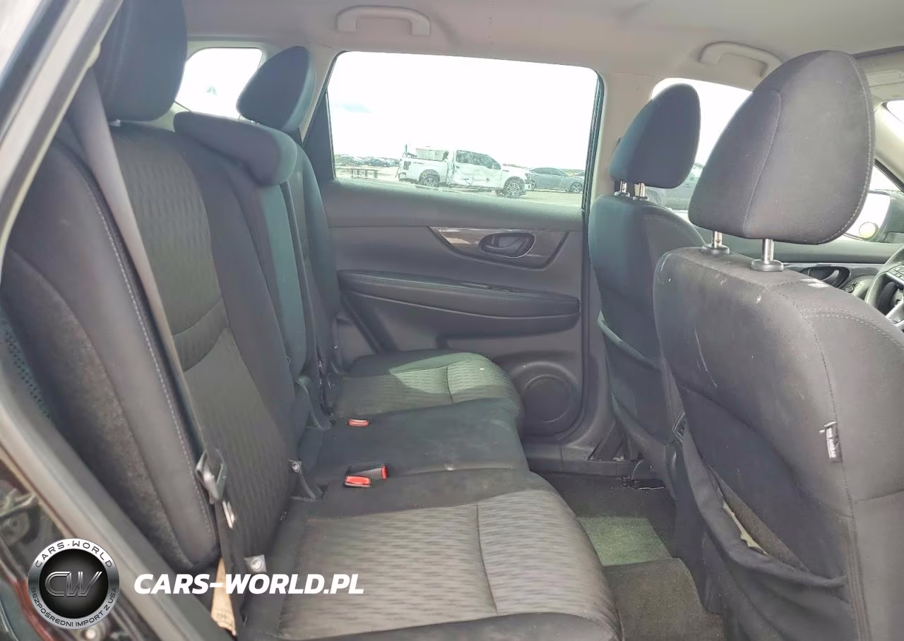 2019 Nissan Rogue S VIN:5N1AT2MT8KC773582 - 11