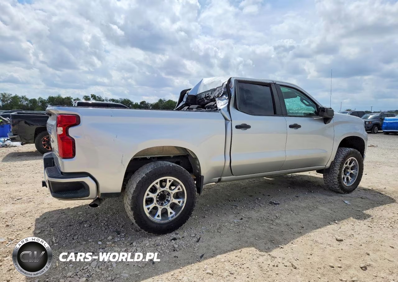 2020 Chevrolet Silverado C1500 Custom VIN:3GCPWBEK4LG340285 - 3