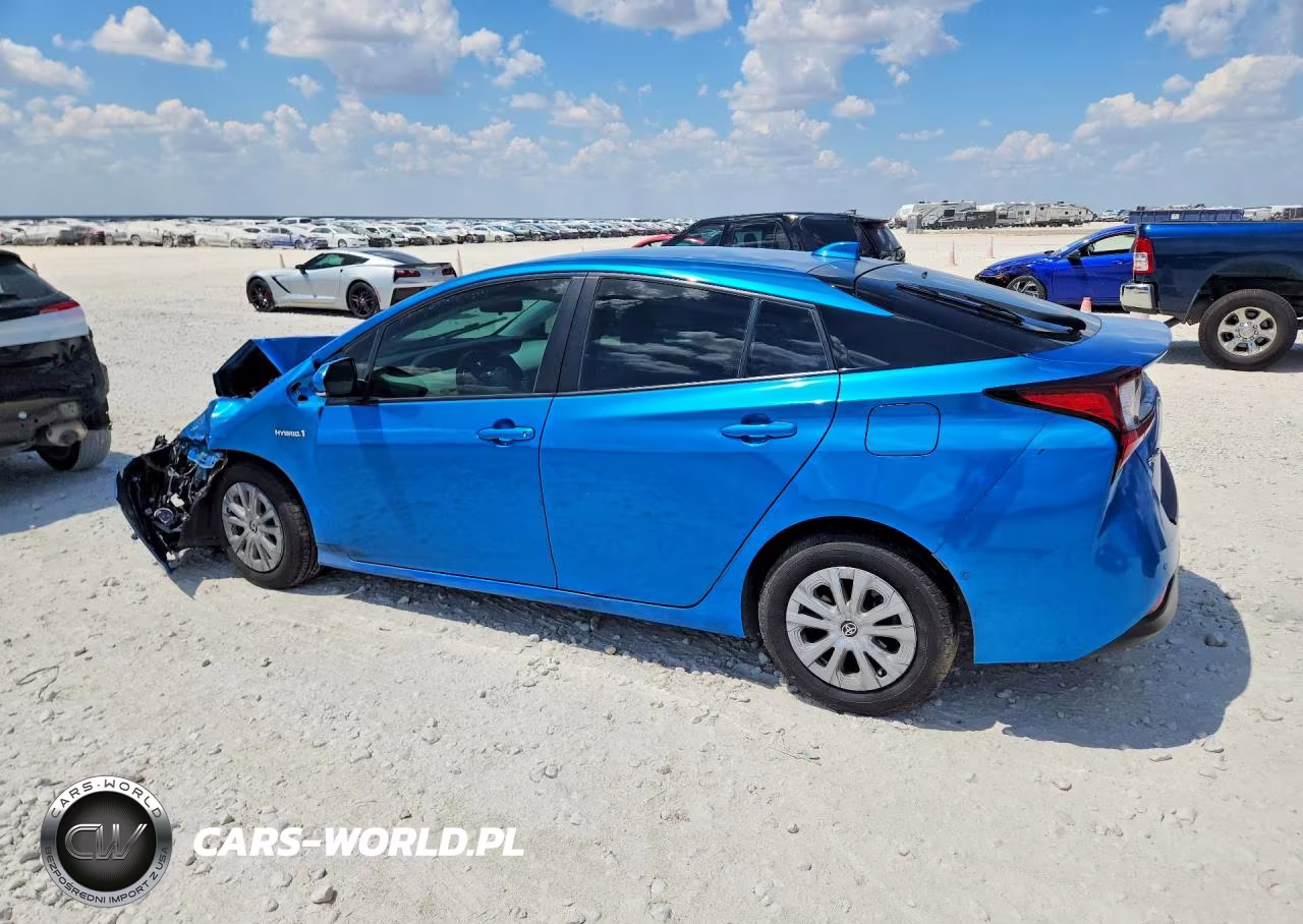 2020 Toyota Prius Le VIN:JTDKARFU2L3103136 - 2