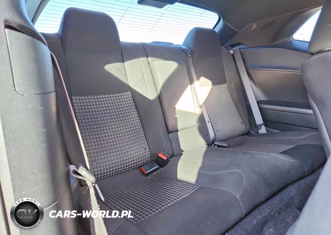 2020 Dodge Challenger Sxt VIN:2C3CDZAG8LH113149 - 10