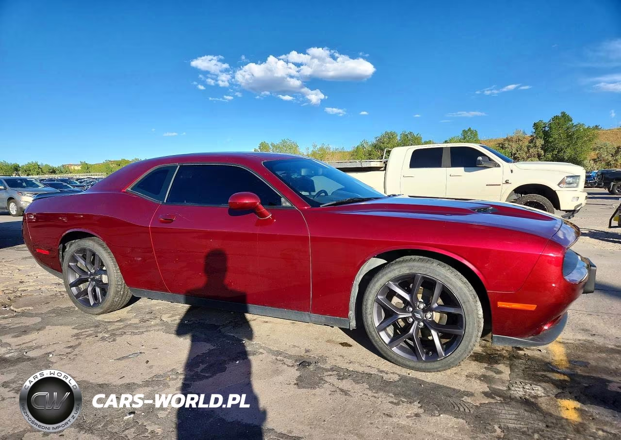 2020 Dodge Challenger Sxt VIN:2C3CDZAG8LH113149 - 4