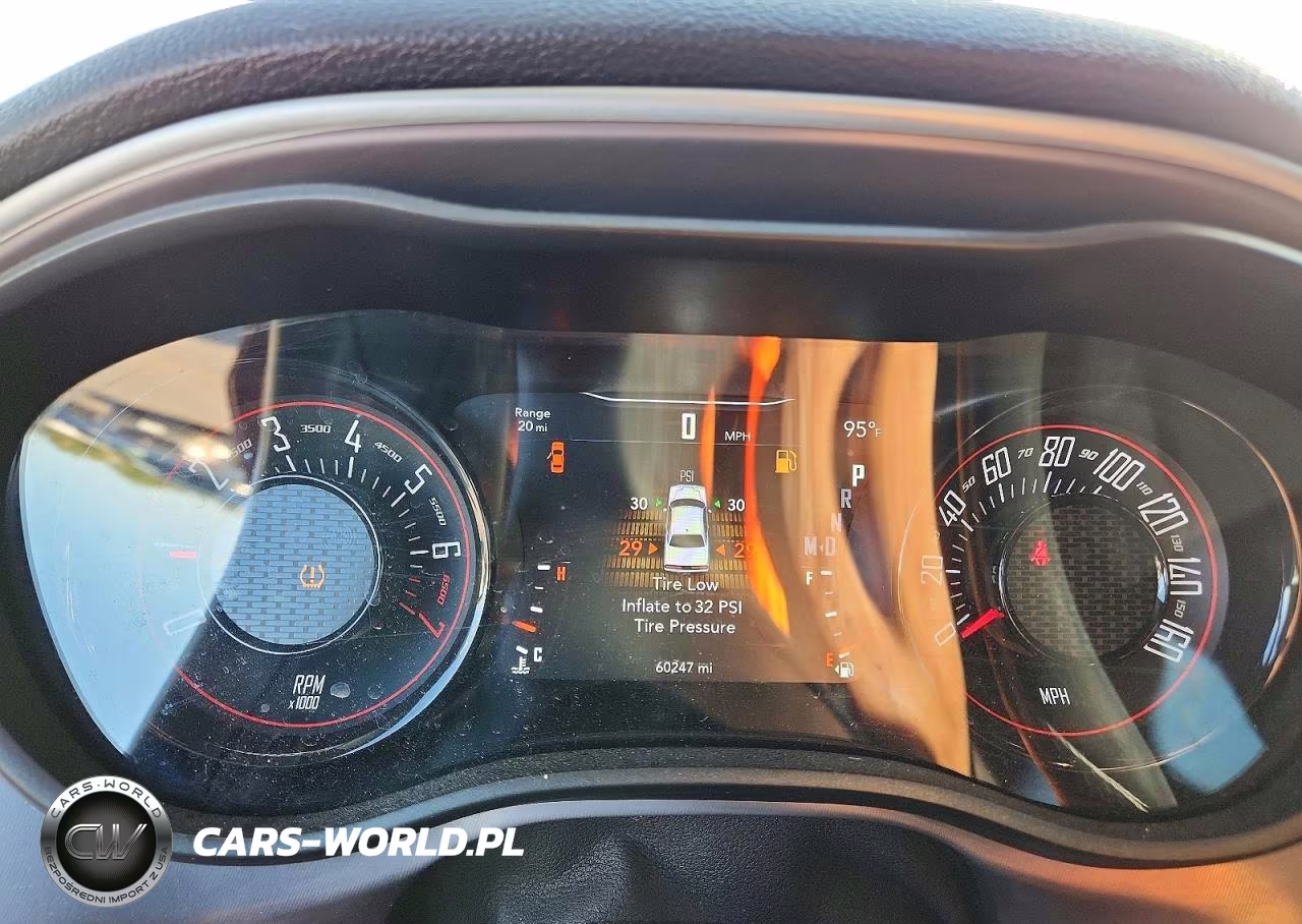 2020 Dodge Challenger Sxt VIN:2C3CDZAG8LH113149 - 9