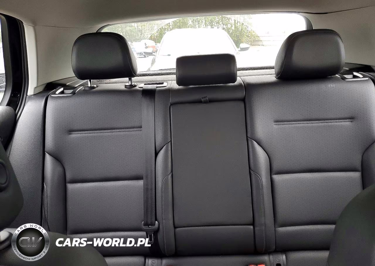 2015 Volkswagen Golf VIN:3VW217AUXFM038600 - 10