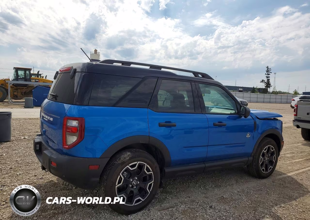 2026 Ford Bronco Sport Outer Banks VIN:3FMCR9CN5TRE15135 - 3