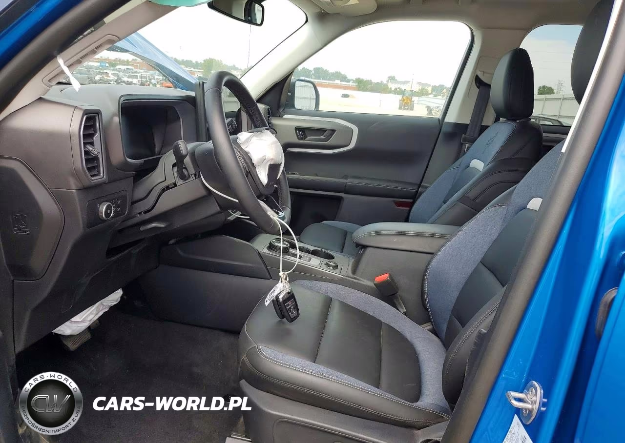 2026 Ford Bronco Sport Outer Banks VIN:3FMCR9CN5TRE15135 - 7