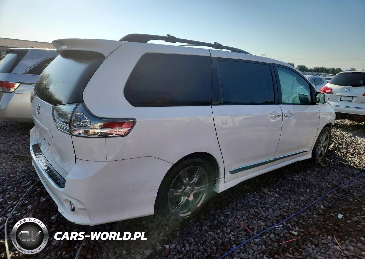 2017 Toyota Sienna Se VIN:5TDXZ3DC8HS820331 - 3