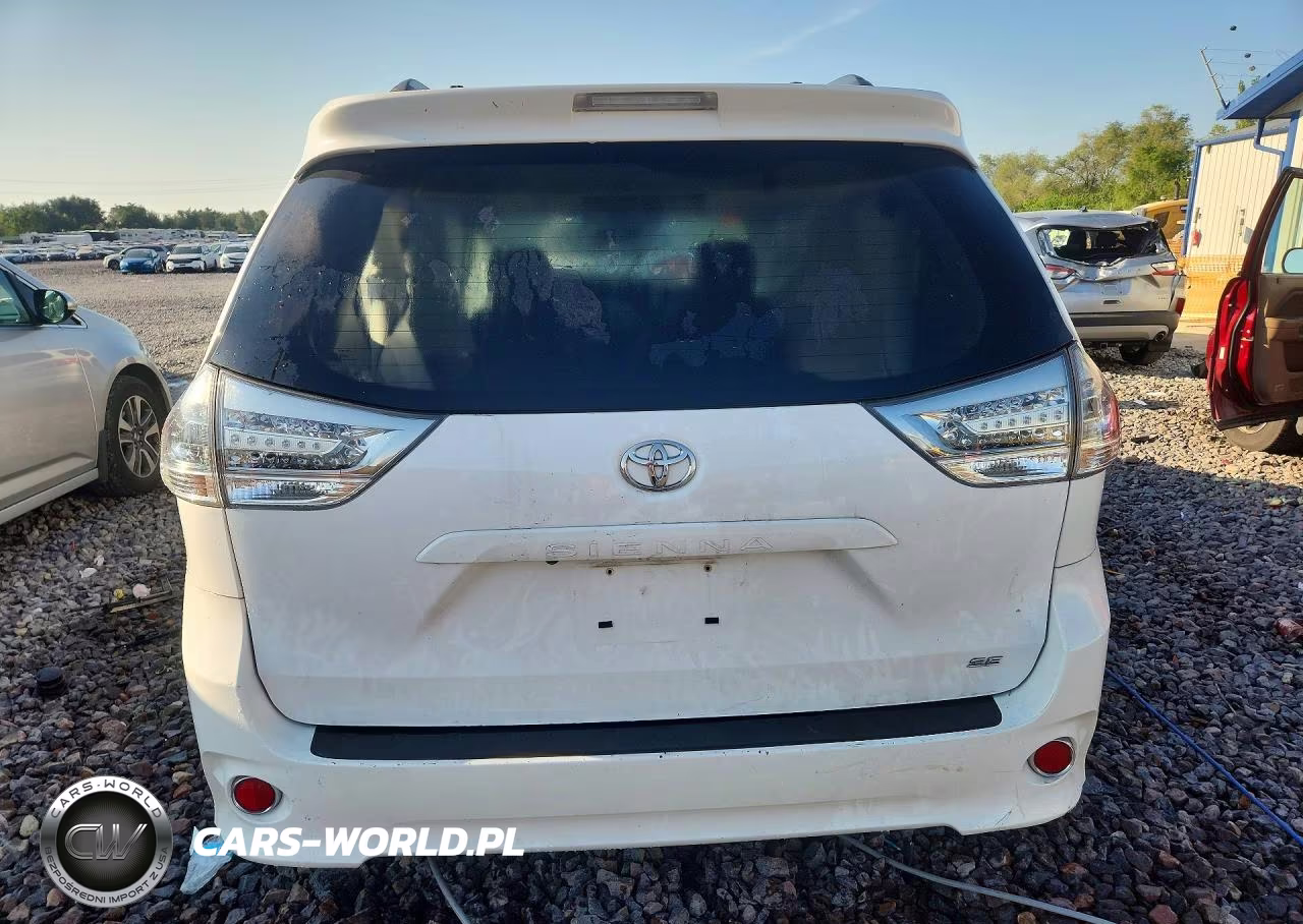 2017 Toyota Sienna Se VIN:5TDXZ3DC8HS820331 - 6