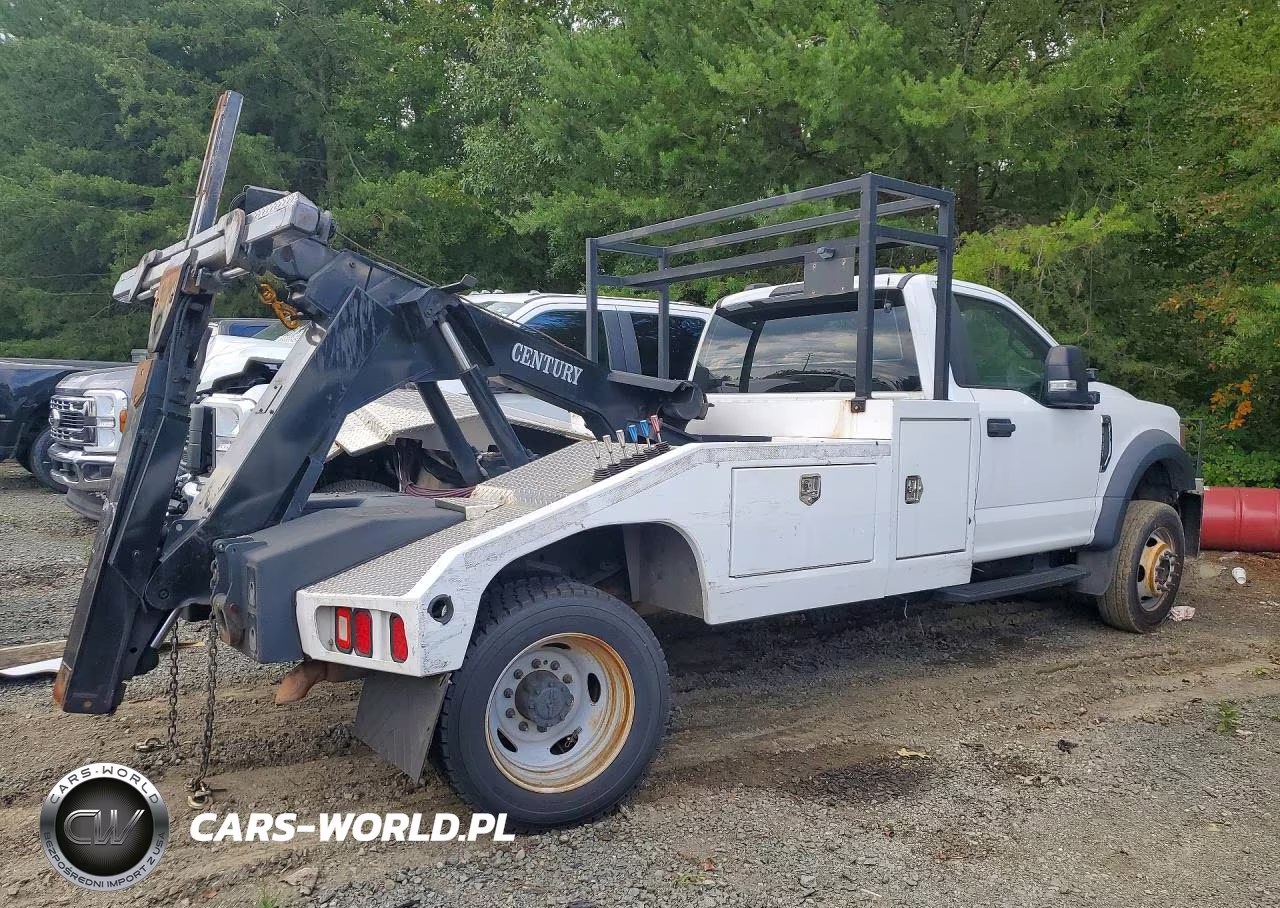 2020 Ford F550 Super Duty VIN:1FDUF5HN1LEE10418 - 3