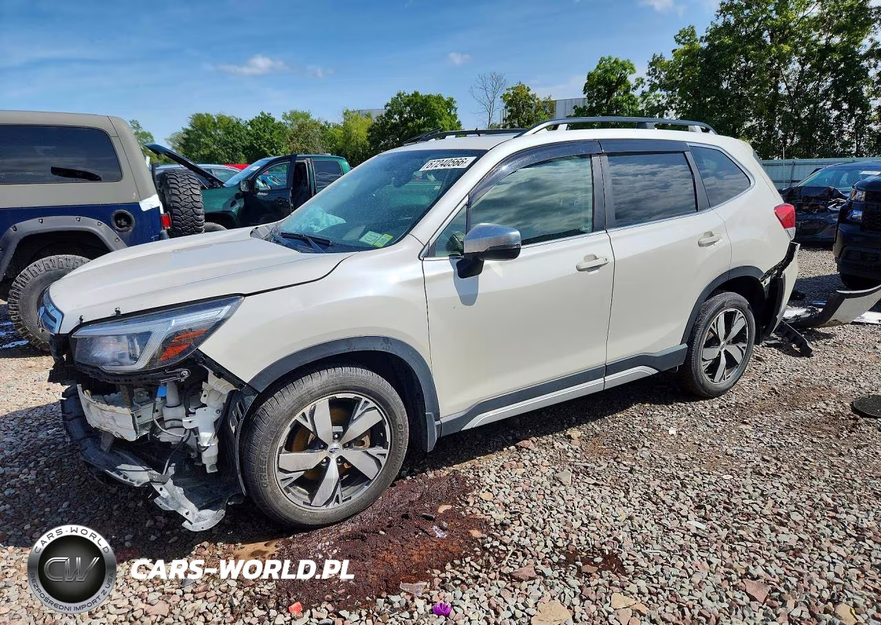 2020 Subaru Forester Touring VIN:JF2SKAXC3LH596219 - 1