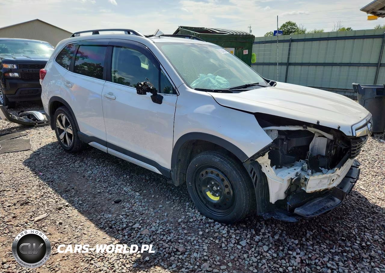 2020 Subaru Forester Touring VIN:JF2SKAXC3LH596219 - 4