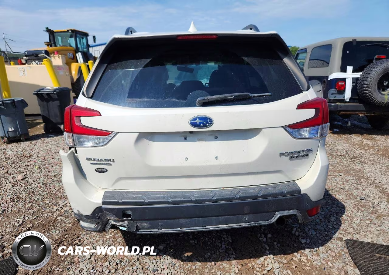 2020 Subaru Forester Touring VIN:JF2SKAXC3LH596219 - 6