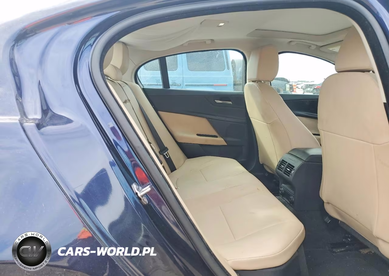 2018 Jaguar Xe VIN:SAJAR4FX7JCP23366 - 10