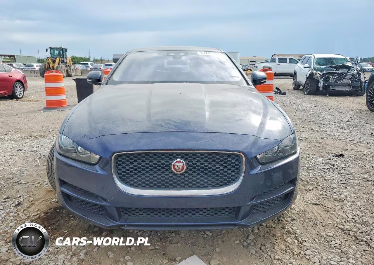 2018 Jaguar Xe VIN:SAJAR4FX7JCP23366 - 5