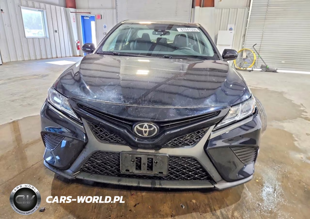 2020 Toyota Camry Se VIN:4T1G11AK0LU355860 - 10