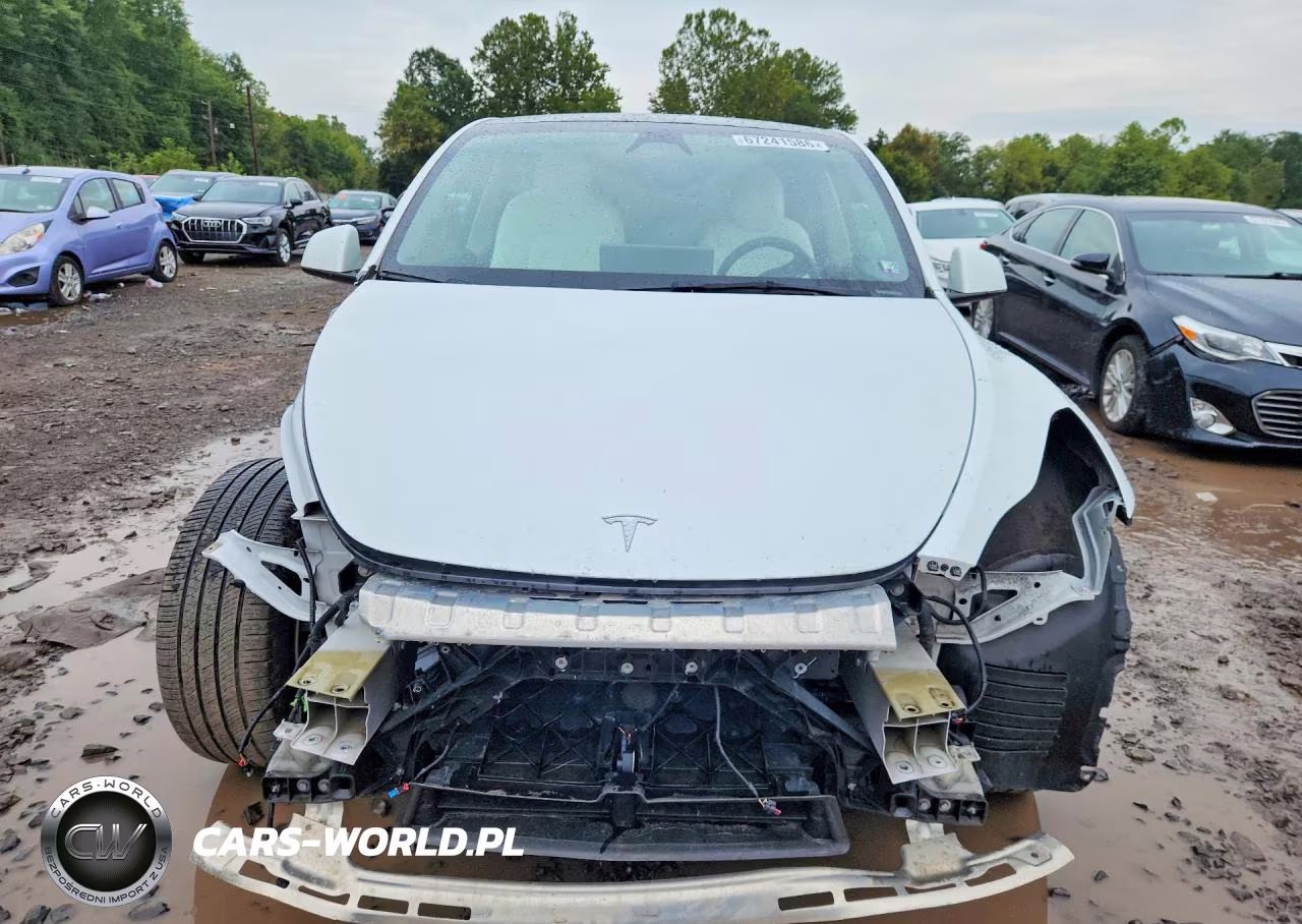 2023 Tesla Model Y VIN:7SAYGDEE5PF797211 - 5