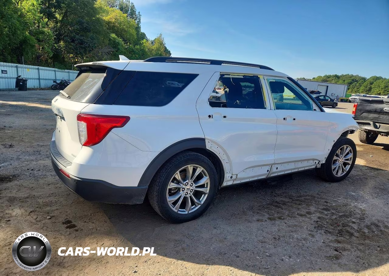 2020 Ford Explorer Xlt VIN:1FMSK7DH9LGB60803 - 3
