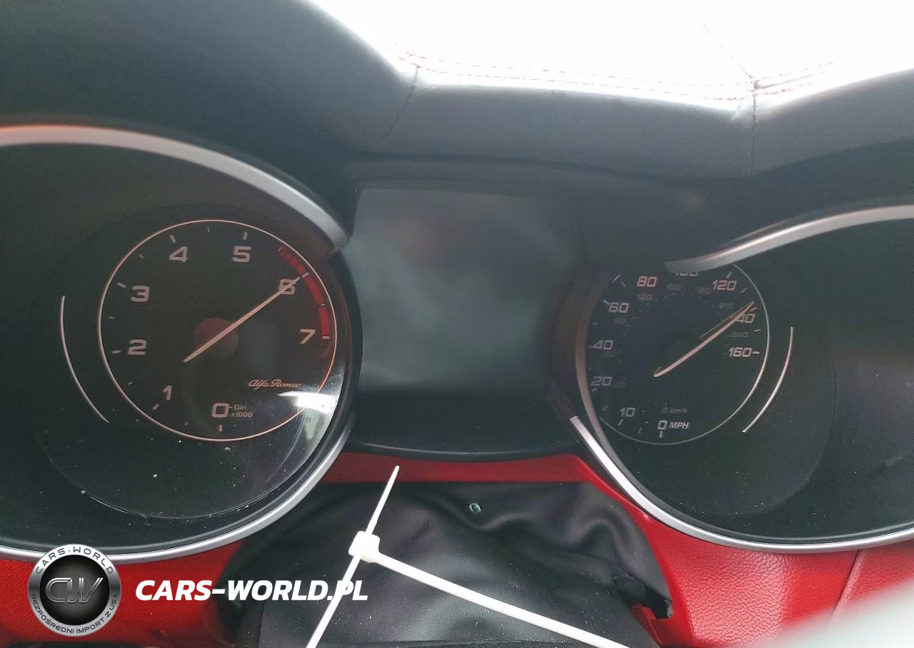 2019 Alfa Romeo Stelvio Ti VIN:ZASPAKBN6K7C44589 - 9