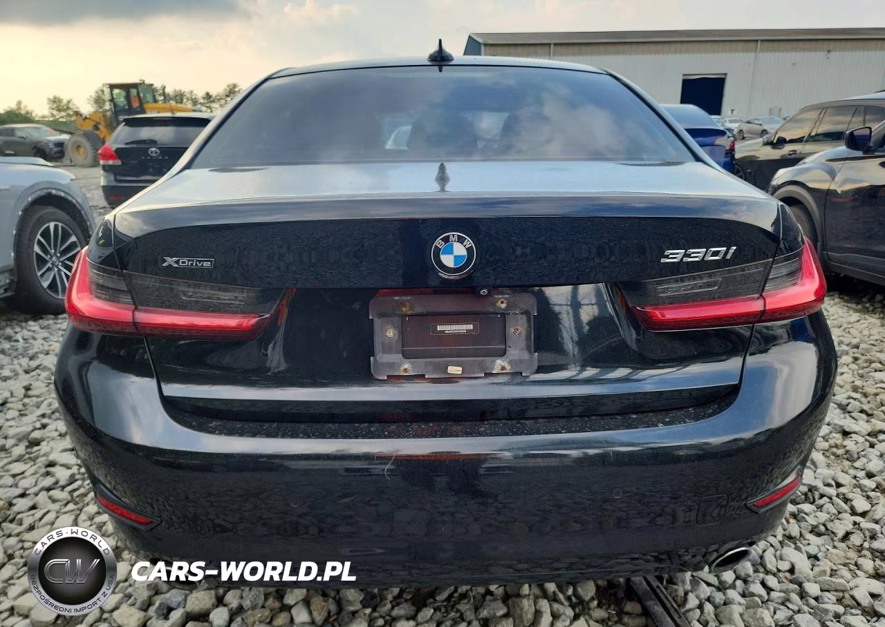 2019 BMW 330Xi VIN:WBA5R7C55KFH23418 - 6