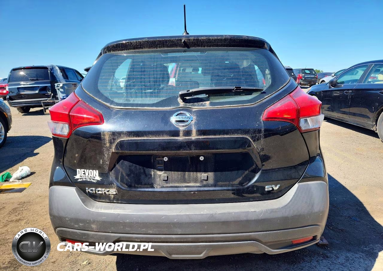 2019 Nissan Kicks Sv VIN:3N1CP5CU8KL554495 - 6