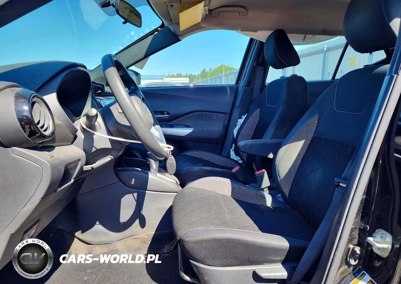 2019 Nissan Kicks Sv VIN:3N1CP5CU8KL554495 - 7