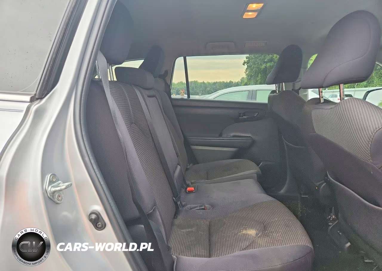 2023 Toyota Highlander Le VIN:5TDKDRAH4PS502457 - 10
