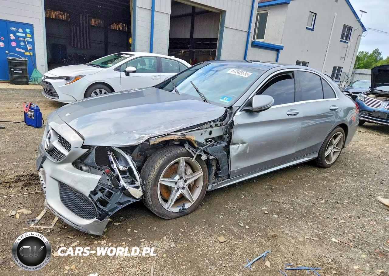 2016 Mercedes-Benz C 300 4Matic – zdjęcie 1 z 12
