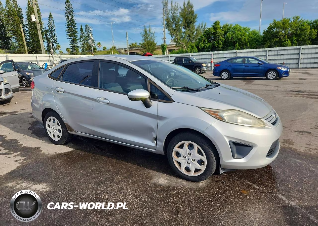 2012 Ford Fiesta S VIN:3FADP4AJ9CM175835 - 4