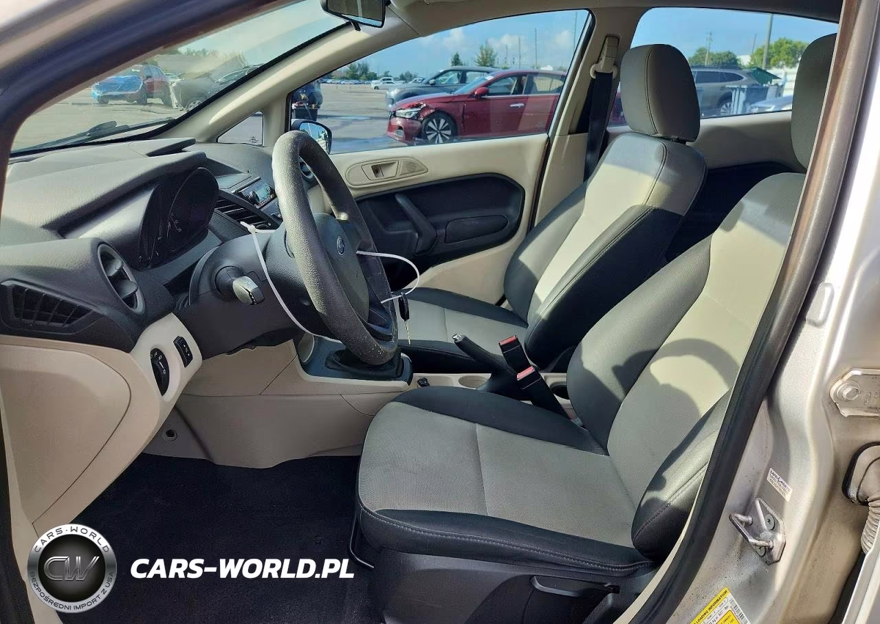 2012 Ford Fiesta S VIN:3FADP4AJ9CM175835 - 7