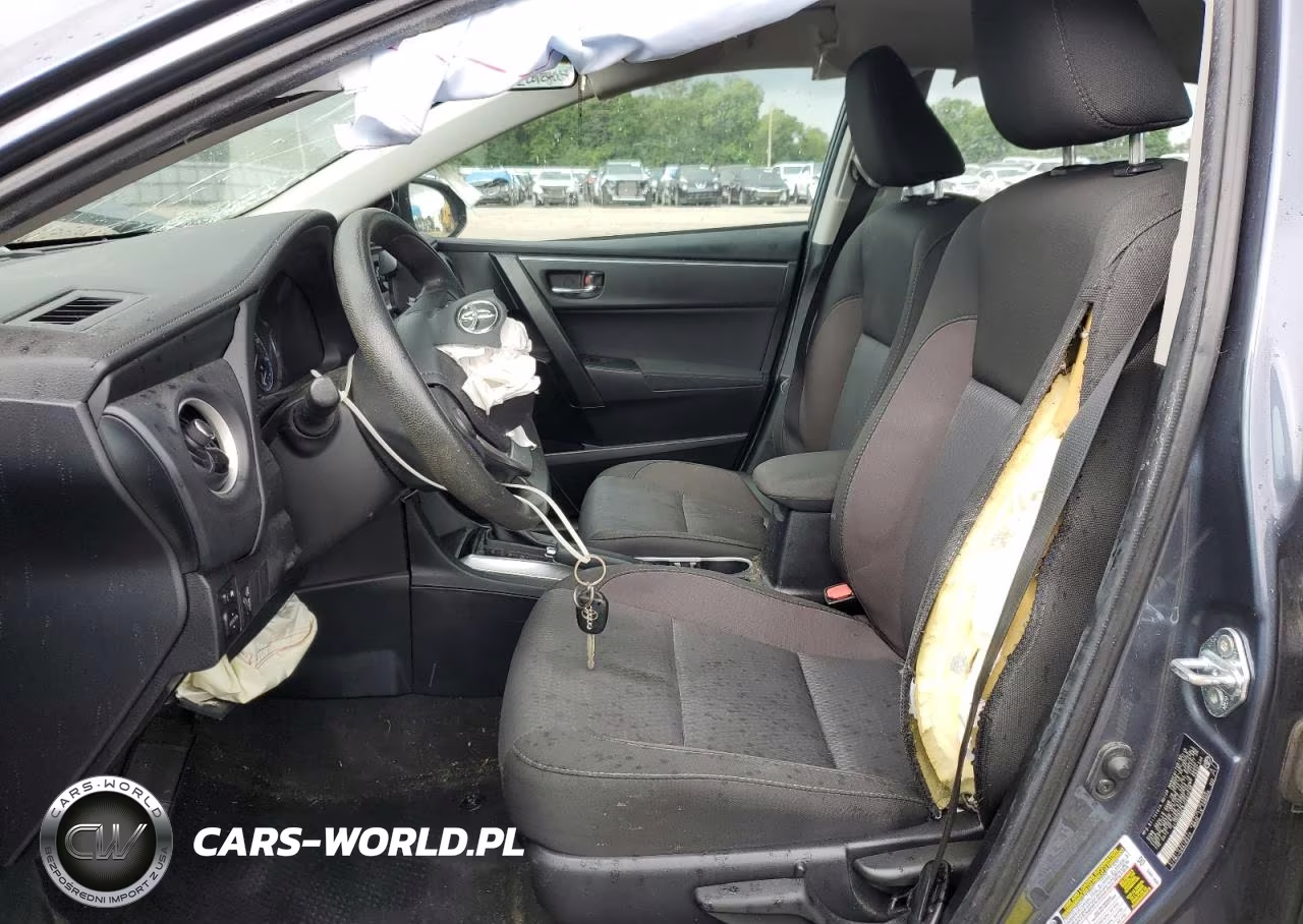 2018 Toyota Corolla L VIN:2T1BURHE9JC047018 - 7