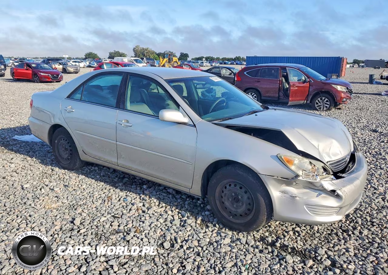 2006 Toyota Camry Le VIN:4T1BE32KX6U740887 - 4
