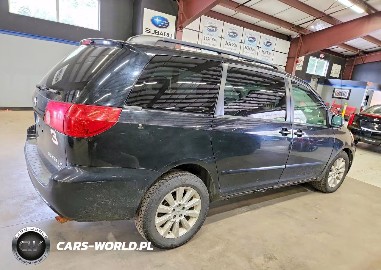 2010 Toyota Sienna Le VIN:5TDJK4CC0AS033834 - 3