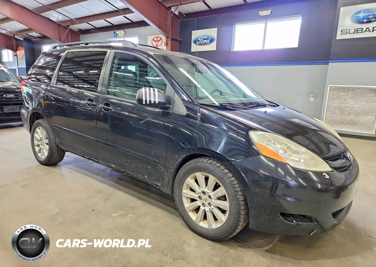 2010 Toyota Sienna Le VIN:5TDJK4CC0AS033834 - 4