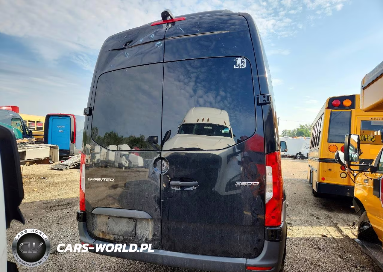 2023 Mercedes-Benz Sprinter 2500 VIN:W1Z4KGHY6PT133456 - 6