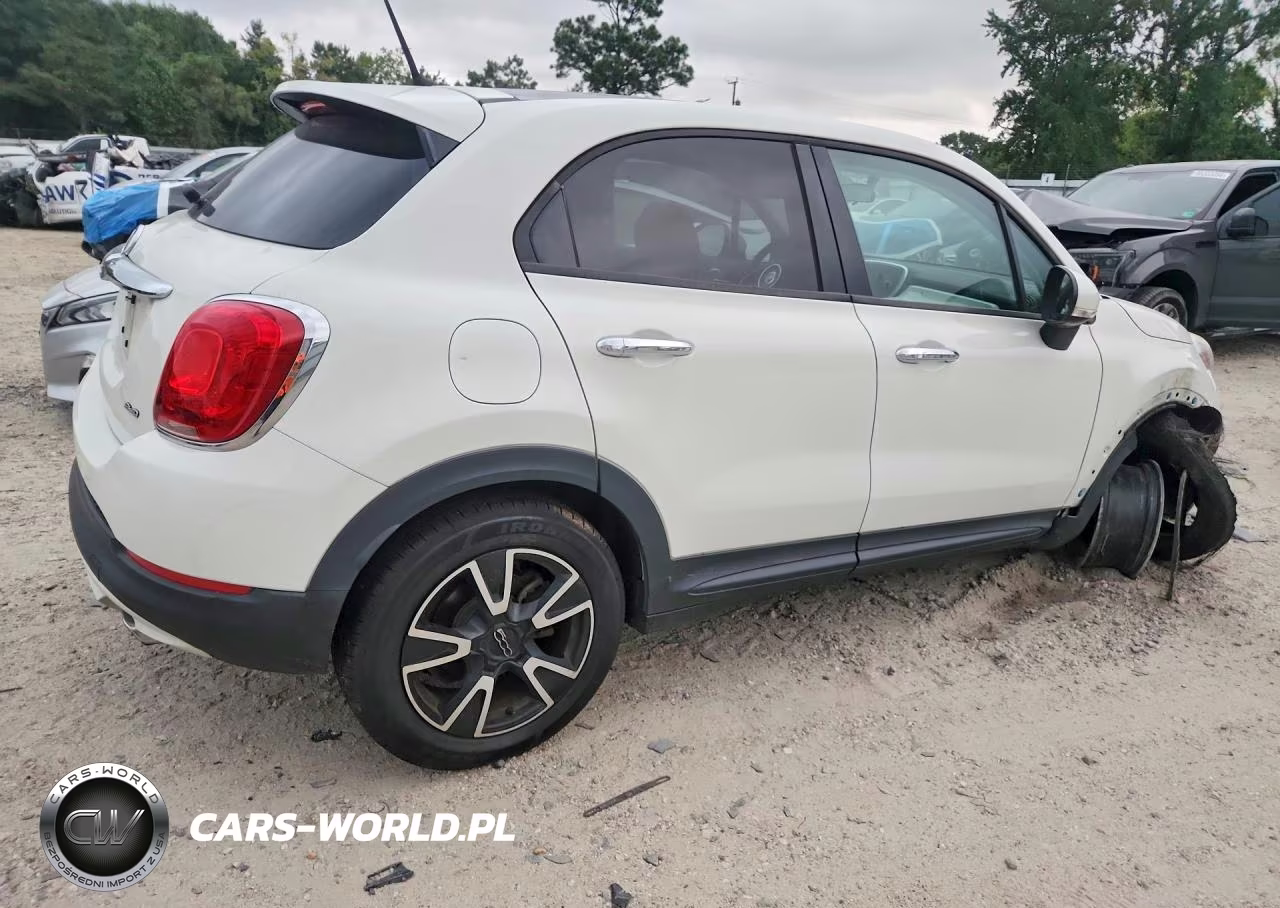 2016 Fiat 500X Easy VIN:ZFBCFYBT8GP388438 - 3
