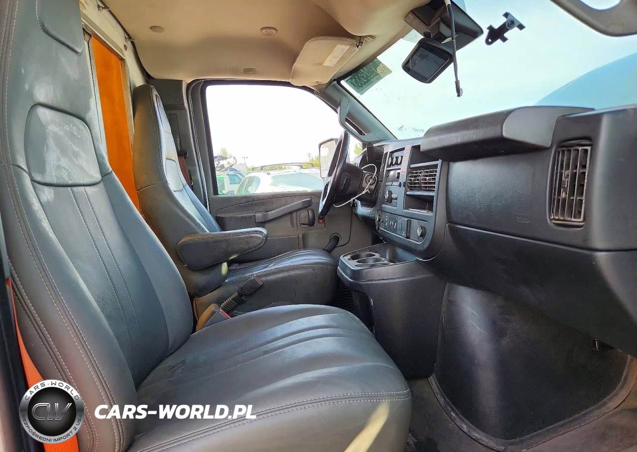 2019 Chevrolet Express G3500 Box Truck VIN:1HA0GSFG9KN003718 - 11