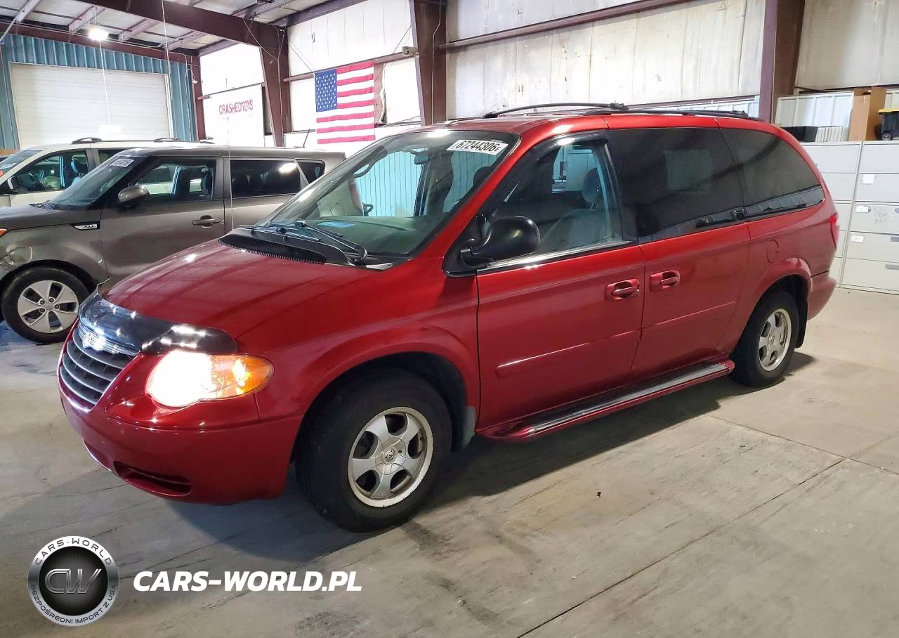 2007 Chrysler Town & Country Lx