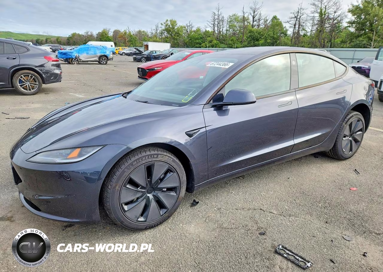 2025 Tesla Model 3
