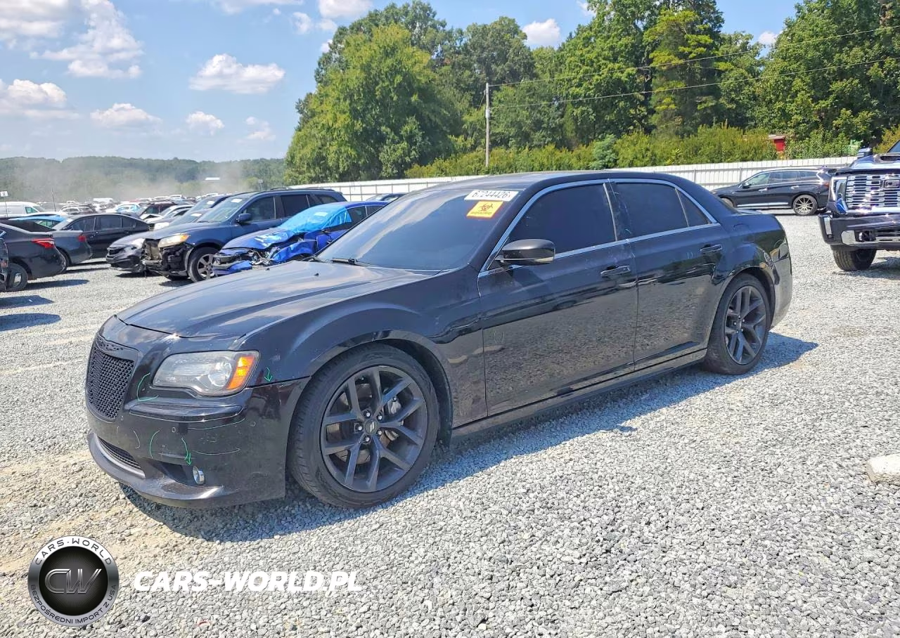 2012 Chrysler 300 Srt-8 – zdjęcie 1 z 12