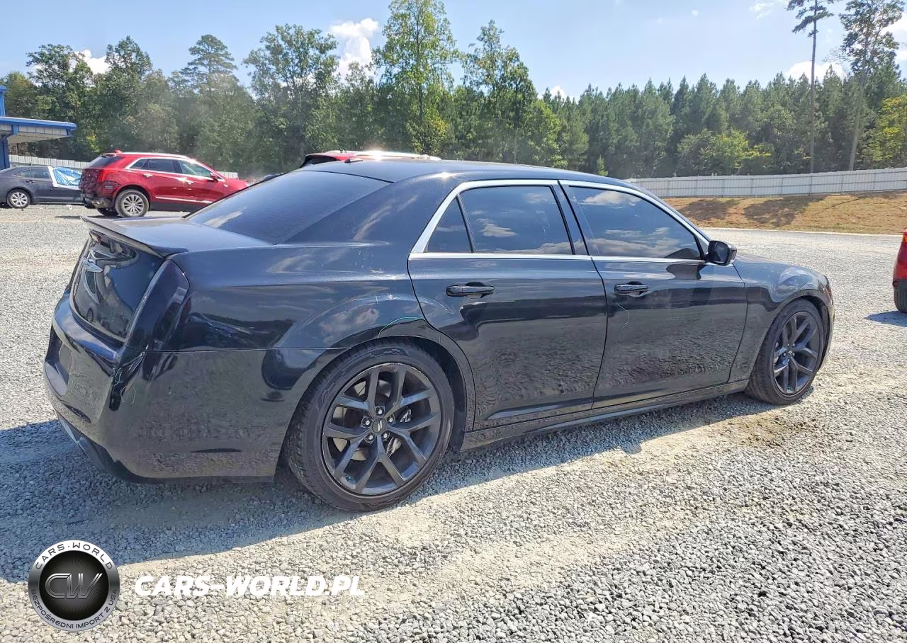 2012 Chrysler 300 Srt-8 VIN:2C3CCAFJ0CH802207 - 3