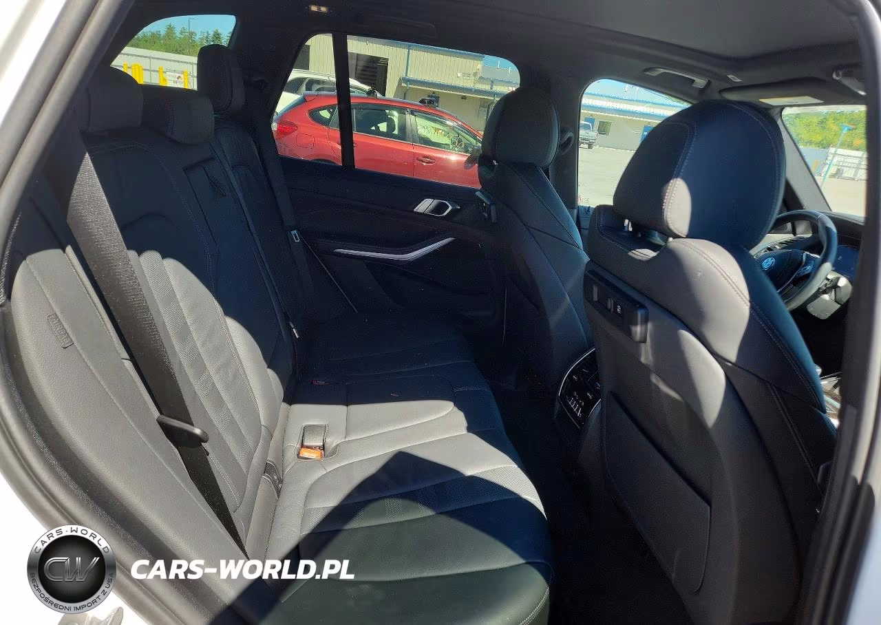 2019 BMW X5 xDrive40I VIN:5UXCR6C54KLL38692 - 10