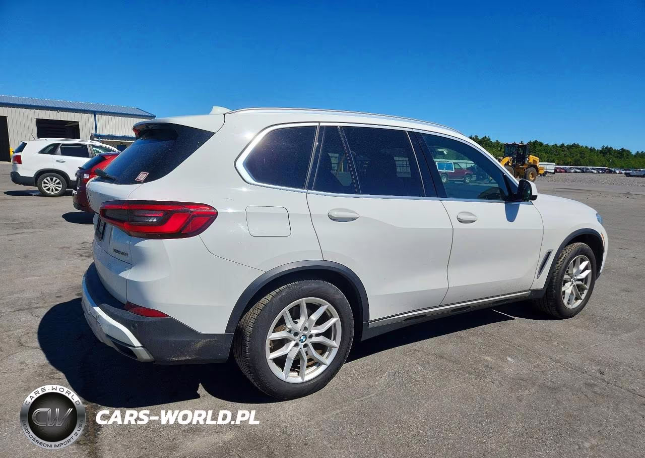 2019 BMW X5 xDrive40I VIN:5UXCR6C54KLL38692 - 3