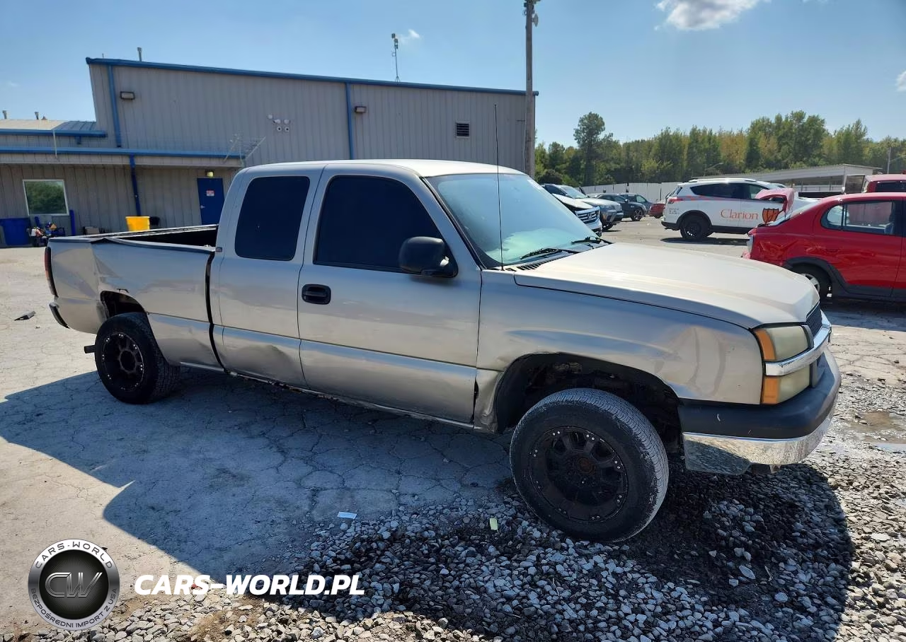 2003 Chevrolet Silverado C1500 VIN:2GCEC19X031147205 - 4