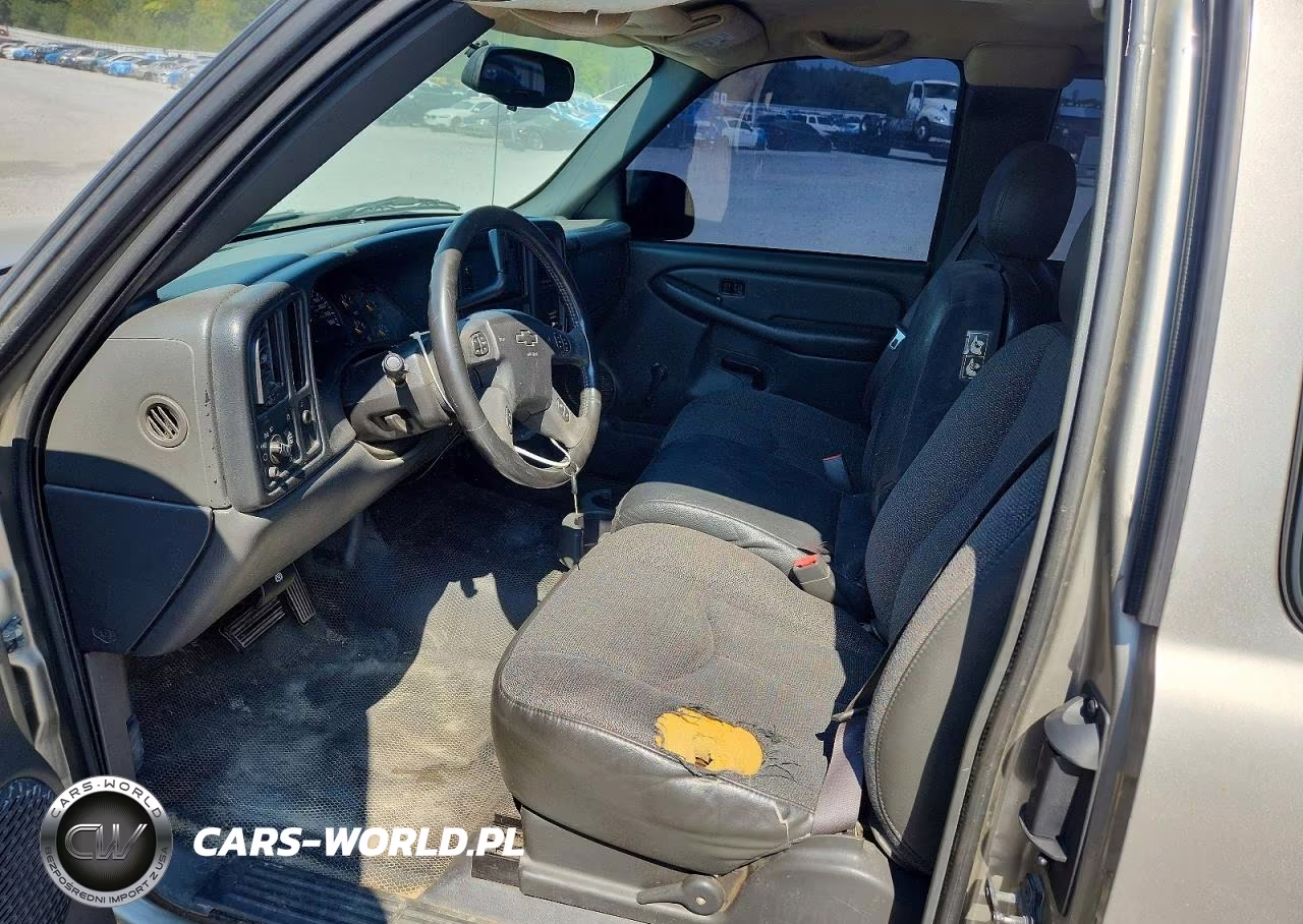 2003 Chevrolet Silverado C1500 VIN:2GCEC19X031147205 - 7