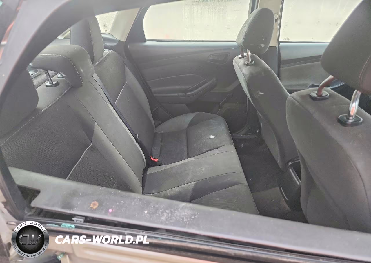 2012 Ford Focus S VIN:1FAHP3E22CL462398 - 10