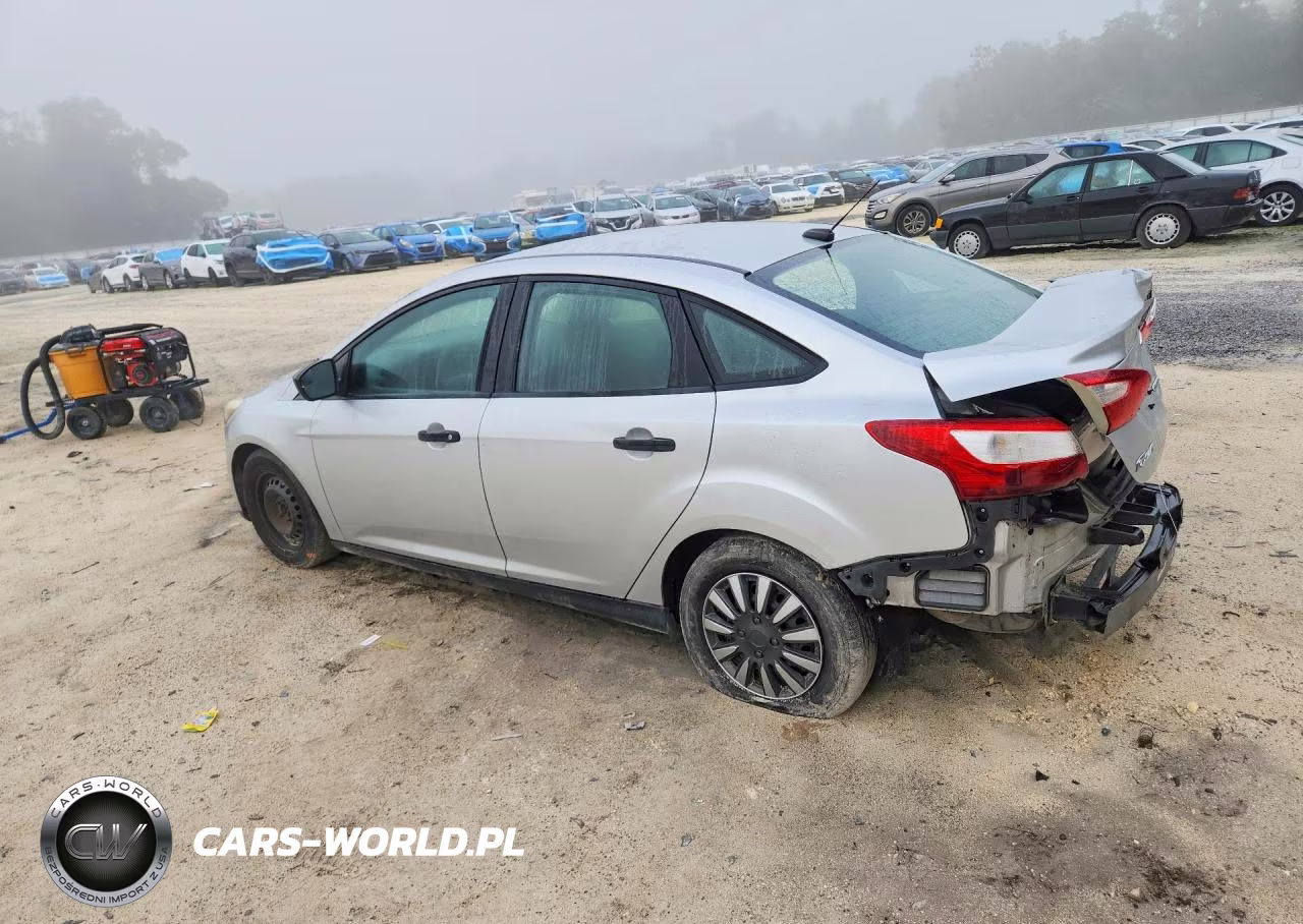 2012 Ford Focus S VIN:1FAHP3E22CL462398 - 2